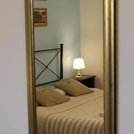 Angela 4* Levanto