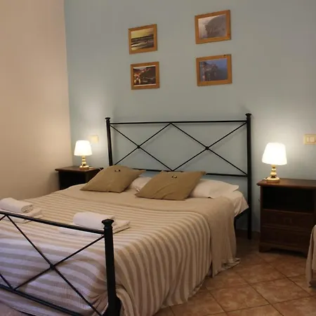 Guest house Angela Levanto